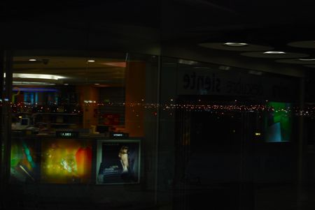 Barajas di notte